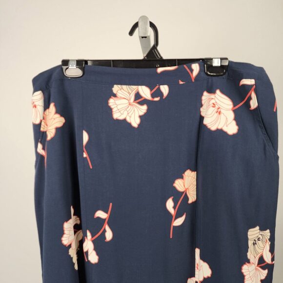 Pennintons Navy Blue Floral Midi Slit Skirt Size 18 - Picture 2 of 10